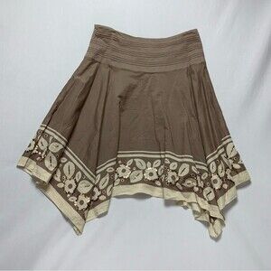 Forever 21 Tan Handkerchief Skirt Women’s Medium Sequin Appliqué Circle Skater